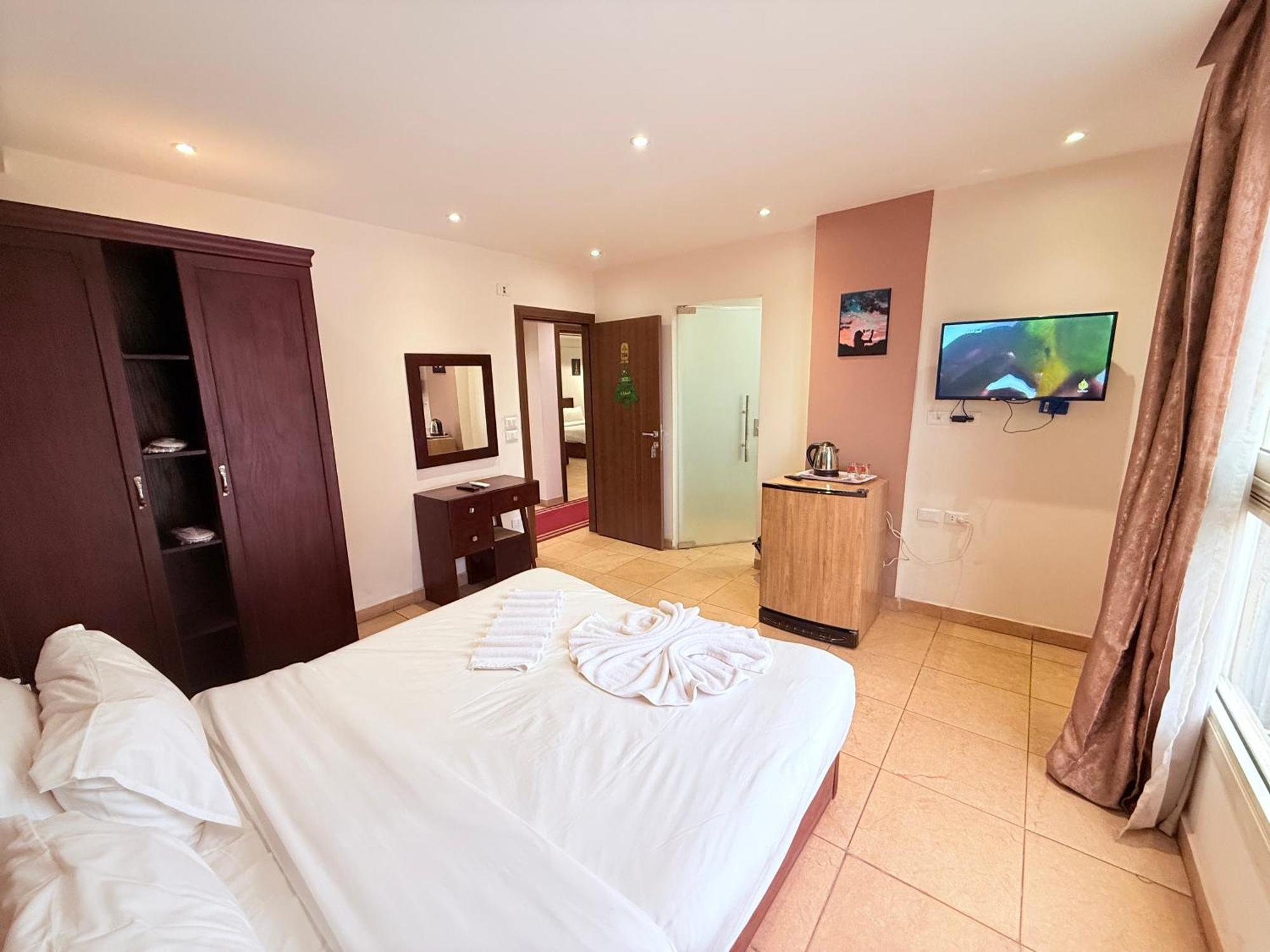 King Khafren View Inn Kafrat al Jabal Экстерьер фото